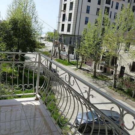 Apartments Na Beregu Сухумі Екстер'єр фото